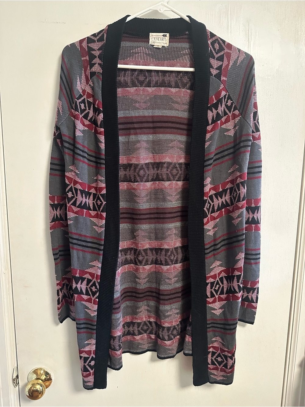 La Hearts Gray & Burgundy Aztec Open-Front Cardigan